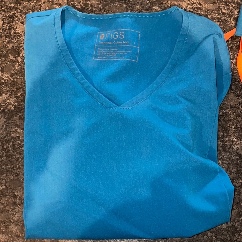 Figs Scrubs Aburi V-Neck Top in Alpa Blue